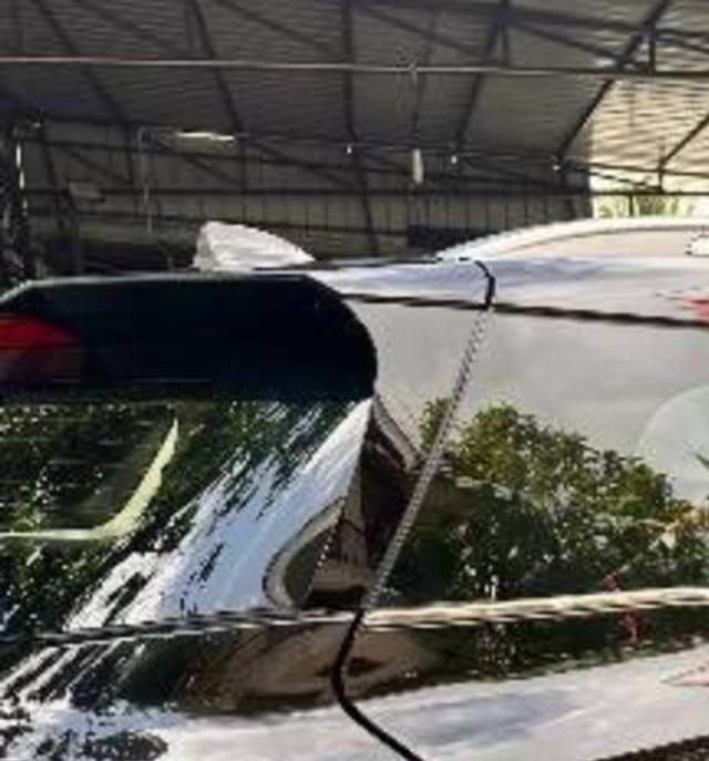 https://images10.gaadi.com/usedcar_image/4528053/original/processed_44cf4741-99f6-44fb-adf7-39e6d8eaad30.jpeg?imwidth=6402