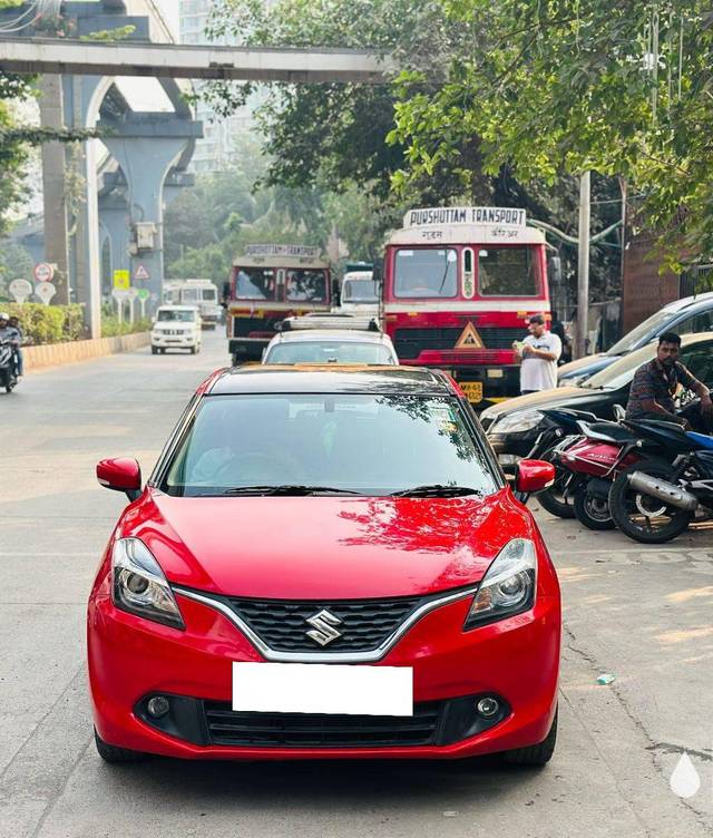 https://images10.gaadi.com/usedcar_image/4528056/original/processed_8e456f760254a3fc17cba3a42faec2e0.jpg?imwidth=6402
