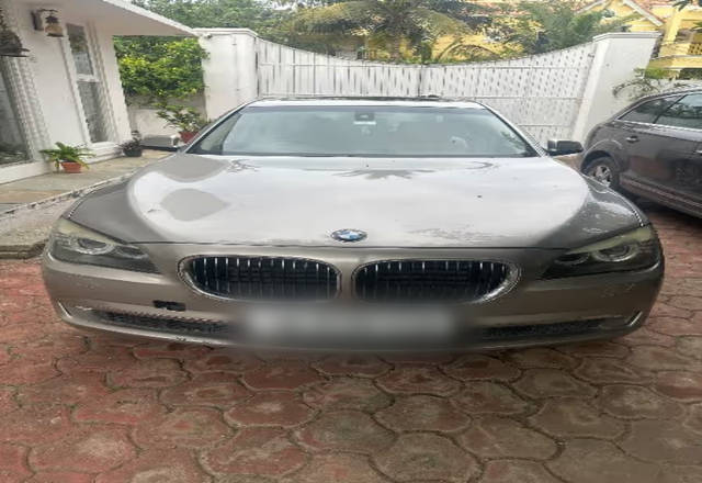 https://images10.gaadi.com/usedcar_image/4528081/original/caa3c05a-f571-4f1b-a7a1-bb6c542d3ee8.?imwidth=6400