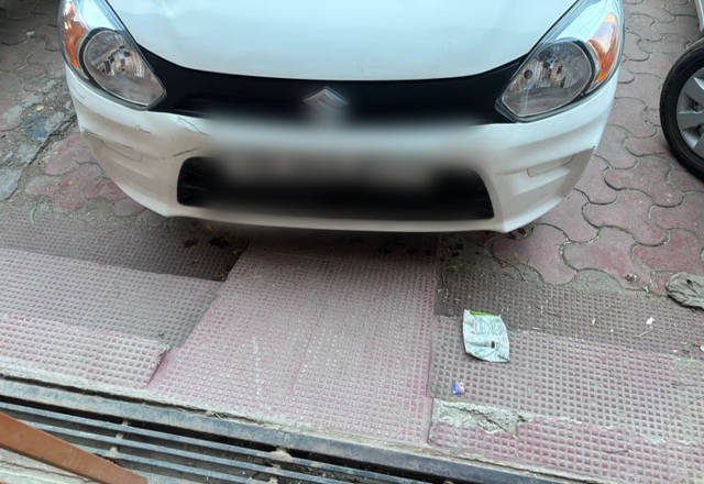 https://images10.gaadi.com/usedcar_image/4528085/original/c9eea602-cc0f-4768-884c-3c5f82610540.?imwidth=6401