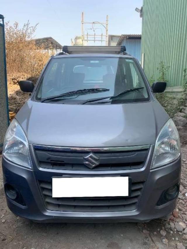 https://images10.gaadi.com/usedcar_image/4528110/original/processed_0fe57dc4-9873-44c9-826c-9acead412c59.jpeg?imwidth=6401