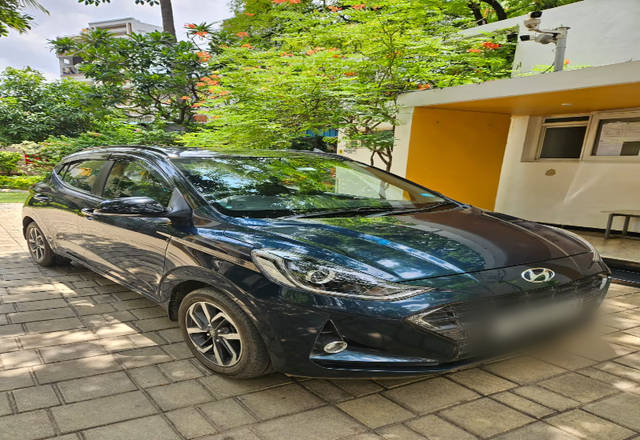 https://images10.gaadi.com/usedcar_image/4528148/original/6d4e7d0f-ce71-4a39-9dff-2bb3e8380aea.?imwidth=6400