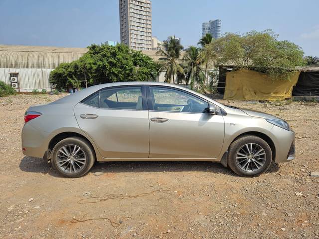 https://images10.gaadi.com/usedcar_image/4528186/original/acf2a08e6995261ff65b35c5a3e48f94.jpg?imwidth=6401