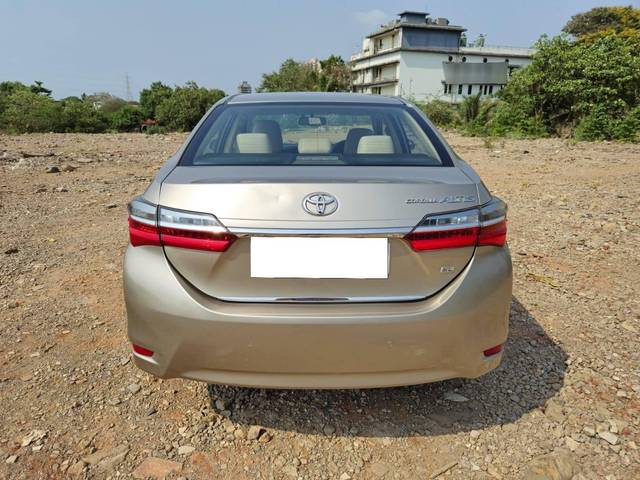 https://images10.gaadi.com/usedcar_image/4528186/original/processed_775df0709ee8e304c79ac6fd7d8c9122.jpg?imwidth=6402
