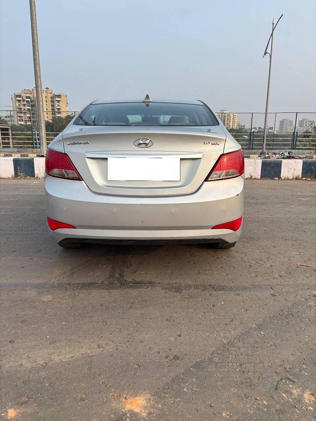 https://images10.gaadi.com/usedcar_image/4528197/original/processed_e50ec896d5395798c05196e64ef13287.jpg?imwidth=6402