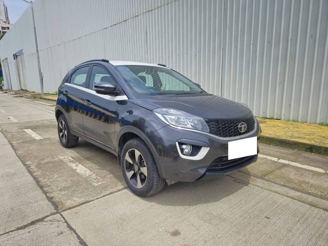 https://images10.gaadi.com/usedcar_image/4528229/original/processed_d7aa29d67977f66763d18771de391f99.jpg?imwidth=6400