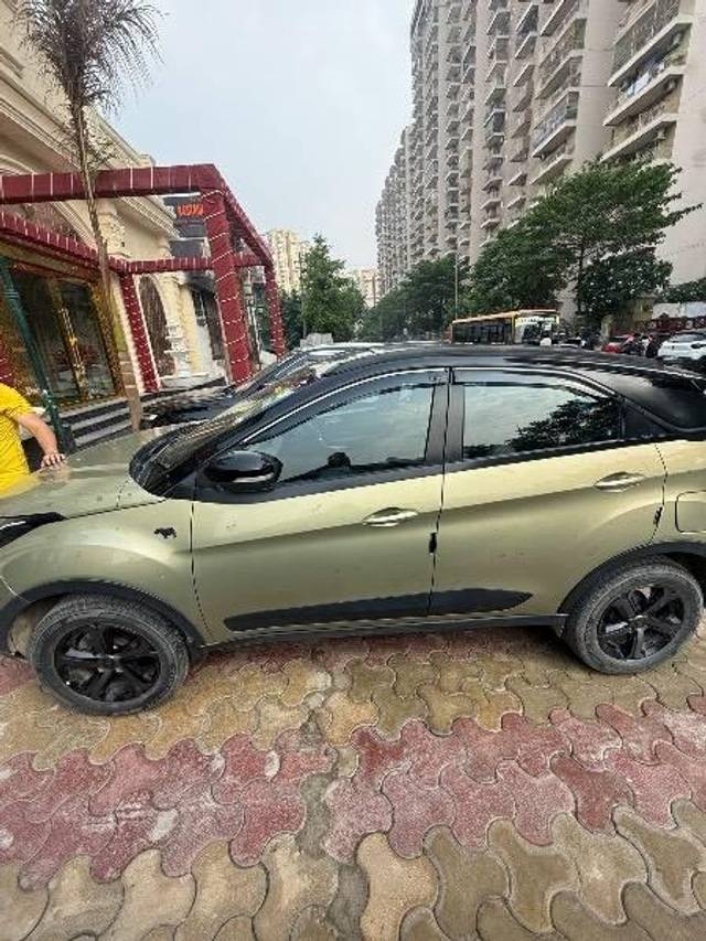 https://images10.gaadi.com/usedcar_image/4528238/original/processed_92ea2ce8-374e-41a5-849e-d5699416d688.jpeg?imwidth=6401
