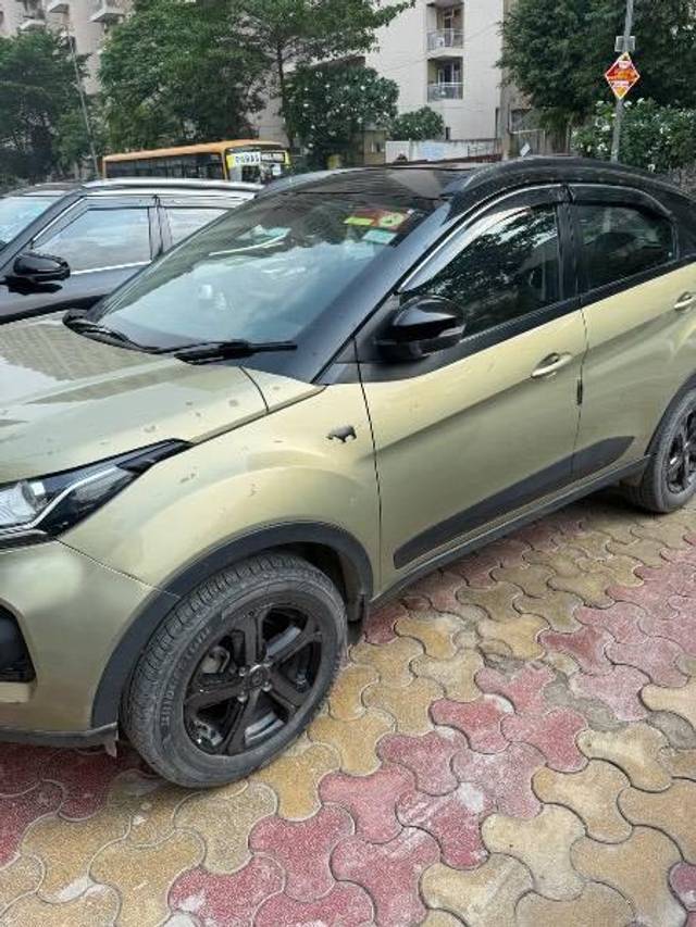https://images10.gaadi.com/usedcar_image/4528238/original/processed_bd623c17-d9d5-4141-9256-daacc63bd058.jpeg?imwidth=6400