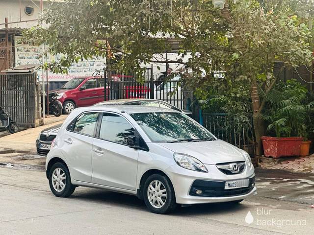 https://images10.gaadi.com/usedcar_image/4528277/original/processed_0e5b6197c1fe3a1572e665fd1dca335b.jpg?imwidth=6400