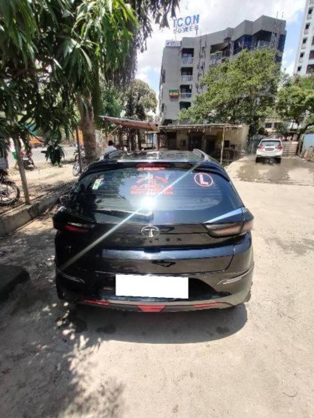 https://images10.gaadi.com/usedcar_image/4528290/original/processed_ab1296ea-af8e-44c3-8710-f14fc51d138d.jpg?imwidth=6402