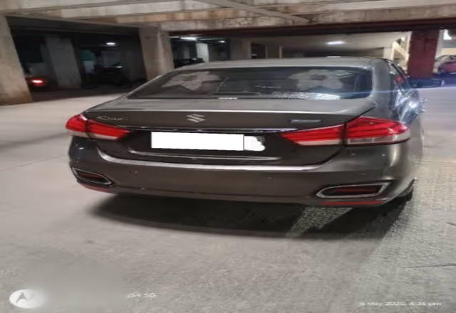 https://images10.gaadi.com/usedcar_image/4528319/original/76808bd7-8c43-4c53-aa73-5cfa1f565b39.?imwidth=6401
