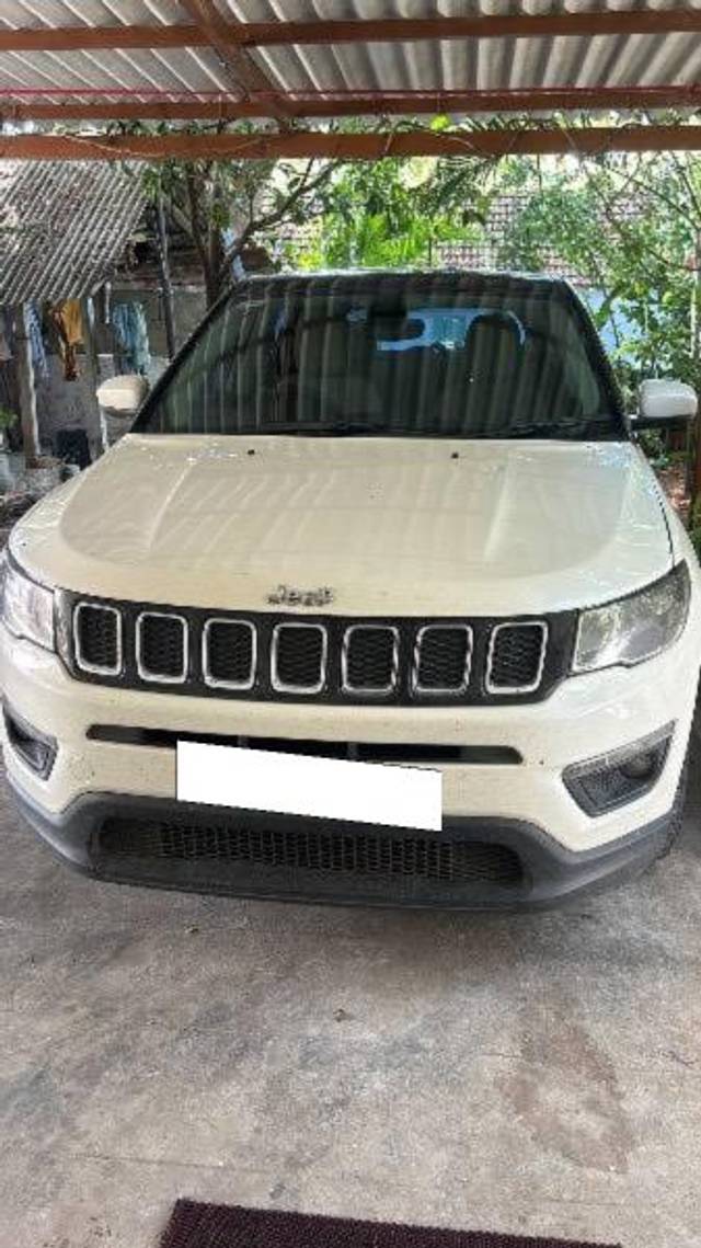 https://images10.gaadi.com/usedcar_image/4528332/original/processed_29cd720d-bb14-49b2-b2d4-a6b249793496.jpeg?imwidth=6400