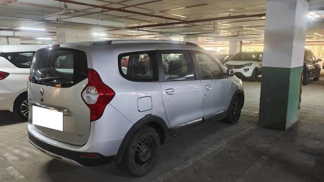 https://images10.gaadi.com/usedcar_image/4528347/original/processed_6dc67856-7f4a-4d72-b6d3-6e8083ac85ce.jpg?imwidth=6401