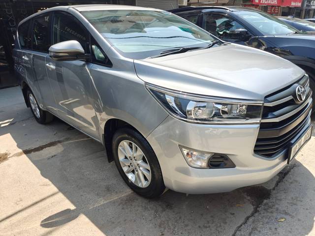 https://images10.gaadi.com/usedcar_image/4528351/original/processed_551bc70ff1beb8c002eda32a0659406b.jpg?imwidth=6400