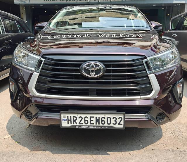 https://images10.gaadi.com/usedcar_image/4528355/original/processed_005b60207b1c4b6b6b65dd7e3b26c17c.jpg?imwidth=6402