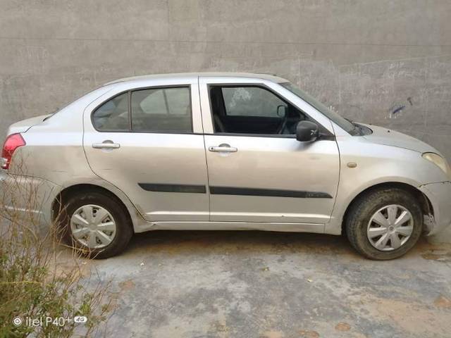 https://images10.gaadi.com/usedcar_image/4528362/original/processed_ce009e04-9c65-441b-b49f-7c51cddfcca3.jpg?imwidth=6401