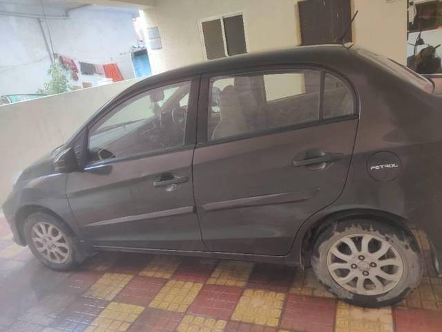 https://images10.gaadi.com/usedcar_image/4528375/original/processed_4b18156b-f679-4ae3-aac0-90a5438d7b4f.jpg?imwidth=6400