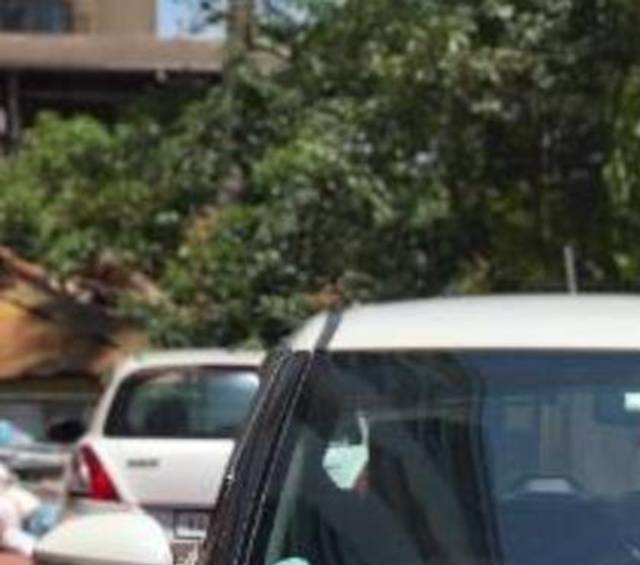 https://images10.gaadi.com/usedcar_image/4528388/original/processed_519e34f8-1917-4959-b14e-7e0977e7fa3f.jpg?imwidth=6401