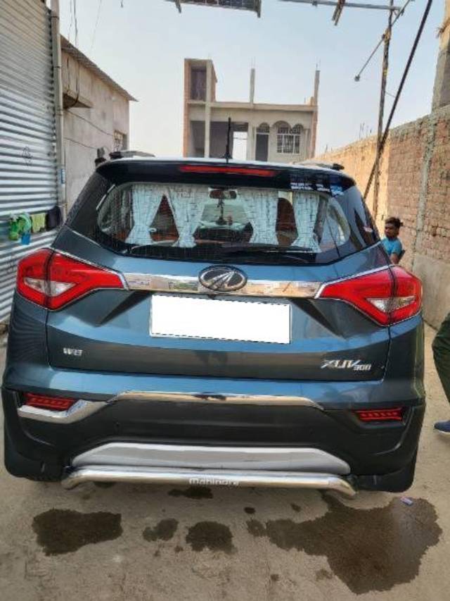 https://images10.gaadi.com/usedcar_image/4528392/original/processed_fadfe70f-09b2-4f52-9d26-4f3eeb6ede3e.jpg?imwidth=6401