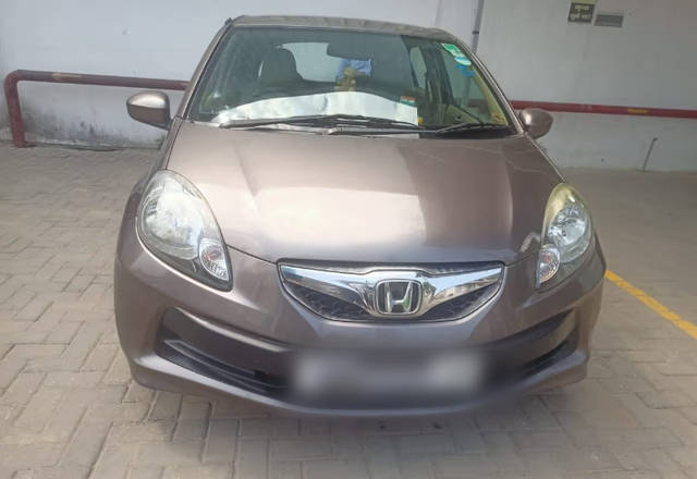 https://images10.gaadi.com/usedcar_image/4528400/original/33c98380-56de-4e7f-a7a9-e87d1cbfe41e.?imwidth=6400