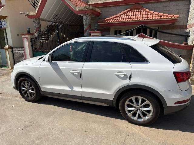 https://images10.gaadi.com/usedcar_image/4528410/original/processed_8412dc2b-3627-48d7-929e-3b57ca23780e.jpg?imwidth=6400