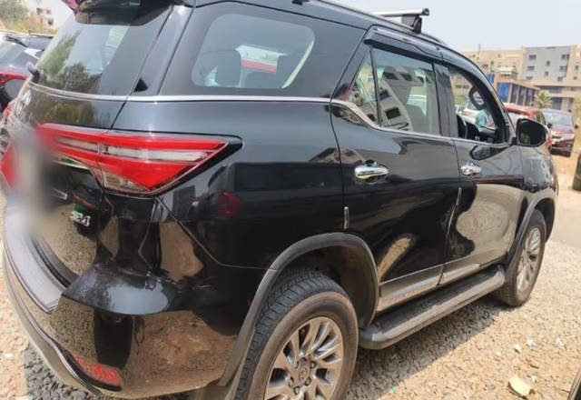 https://images10.gaadi.com/usedcar_image/4528460/original/01990d90-f1e0-42c6-8649-ea4fe99f5229.?imwidth=6401