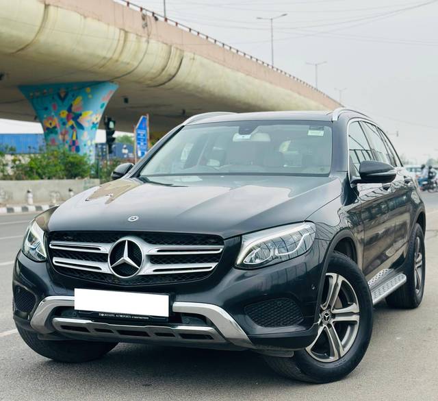 https://images10.gaadi.com/usedcar_image/4528468/original/processed_1d79e0d97287a8a6922dc4ac9f5a0209.jpg?imwidth=6401