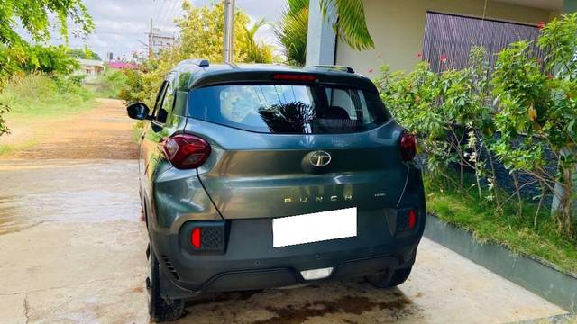 https://images10.gaadi.com/usedcar_image/4528518/original/processed_1efc7672-ce14-42f8-a63f-c0e8e6208119.jpg?imwidth=6401