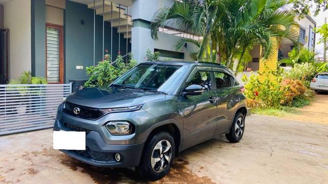 https://images10.gaadi.com/usedcar_image/4528518/original/processed_cc71b6d3-8f3f-4f16-9400-d9454cc05667.jpg?imwidth=6400
