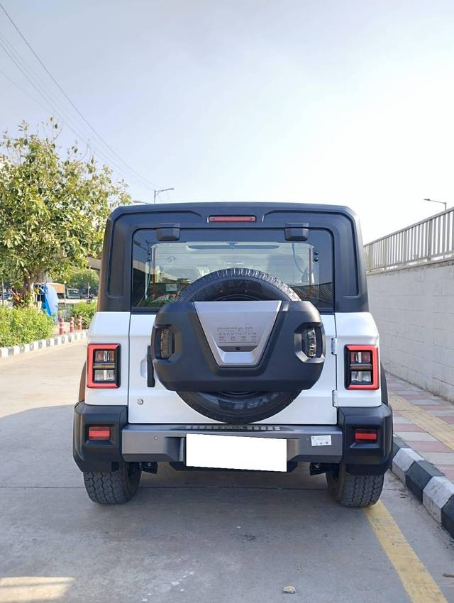 https://images10.gaadi.com/usedcar_image/4528526/original/processed_4b116da655a02f73be9b4716eae8c284.jpg?imwidth=6402