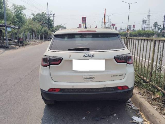 https://images10.gaadi.com/usedcar_image/4528530/original/processed_5c4dadf7-36e4-4b55-84c8-cb224e259419.jpg?imwidth=6400