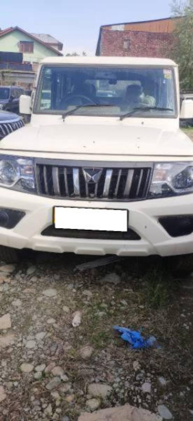 https://images10.gaadi.com/usedcar_image/4528563/original/processed_026b17f0-737e-4cb9-b116-35d2dcf22889.jpg?imwidth=6400