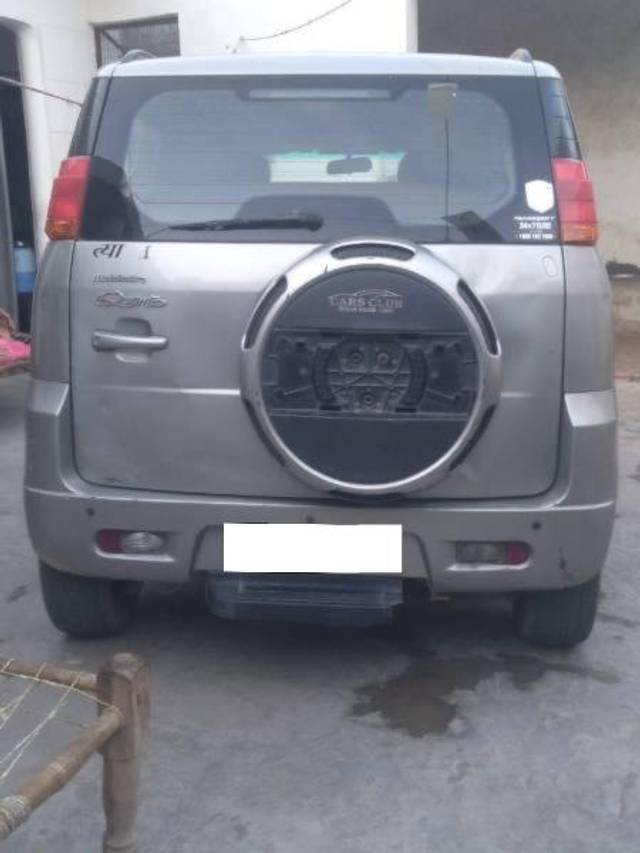 https://images10.gaadi.com/usedcar_image/4528565/original/processed_9b60f1c0-287d-4ba8-b7e4-5a7d4feb2d89.jpg?imwidth=6400
