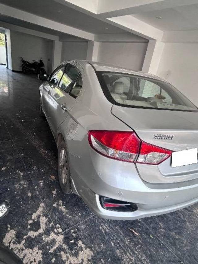https://images10.gaadi.com/usedcar_image/4528569/original/processed_dadabdd4-64fe-4969-b78c-21c8f6d836e2.jpeg?imwidth=6402