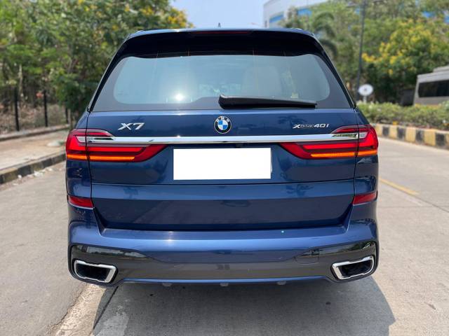 https://images10.gaadi.com/usedcar_image/4528597/original/processed_3de04dcecbcf3632c68382b601540441.jpg?imwidth=6402
