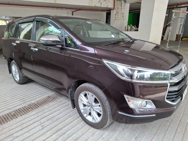 https://images10.gaadi.com/usedcar_image/4528599/original/4af36f888383bf2ff60ae7dbce6a441e.jpg?imwidth=6400