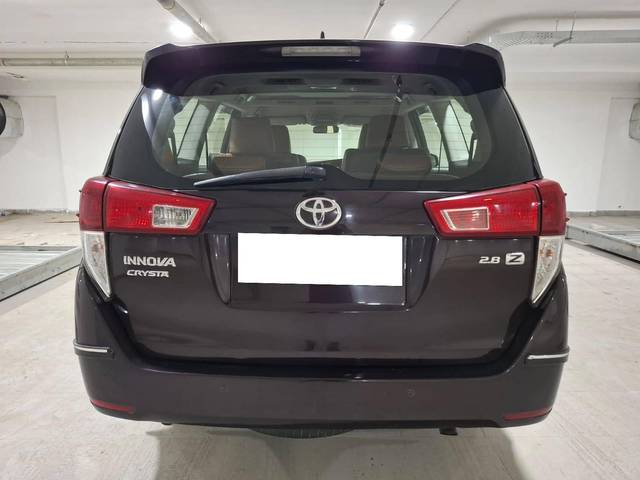 https://images10.gaadi.com/usedcar_image/4528599/original/processed_0bf1bf1a85c41546b3753cf1e72bd4f1.jpg?imwidth=6402