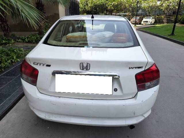 https://images10.gaadi.com/usedcar_image/4528620/original/processed_fb6147a8-372d-4b5d-a7e7-e564ff3a469e.jpg?imwidth=6400