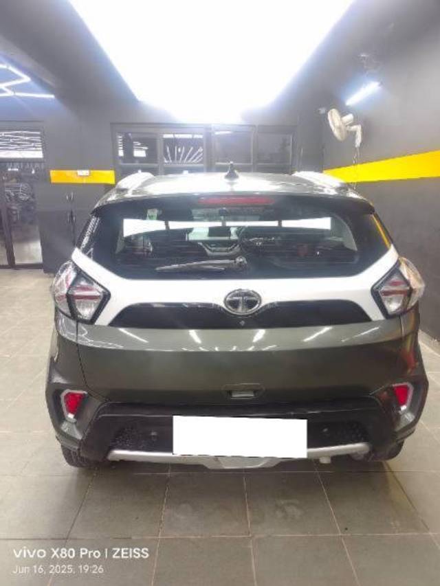 https://images10.gaadi.com/usedcar_image/4528627/original/processed_44bcb232-fa8e-40b1-8b15-59b49316703e.jpg?imwidth=6401