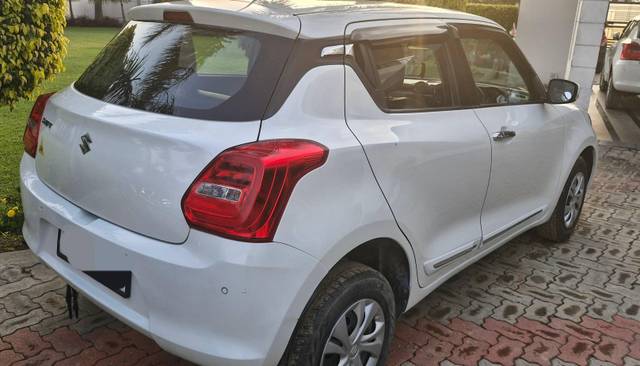 https://images10.gaadi.com/usedcar_image/4528692/original/processed_bd49a1ce8b4ebdefd4bdc007622ccfc4.jpg?imwidth=6401