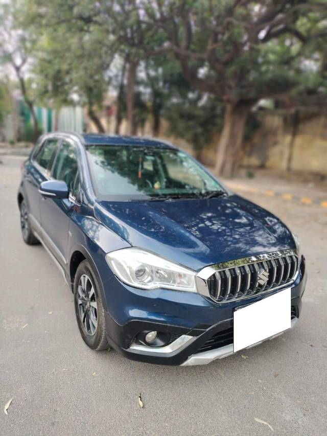 https://images10.gaadi.com/usedcar_image/4528701/original/processed_17b7ae6ba9c37255b91856e2e4074f3f.jpg?imwidth=6400