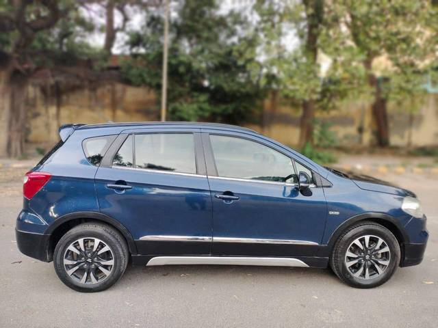 https://images10.gaadi.com/usedcar_image/4528701/original/processed_1bddeb2057f67dbc522bb19c957041a1.jpg?imwidth=6401