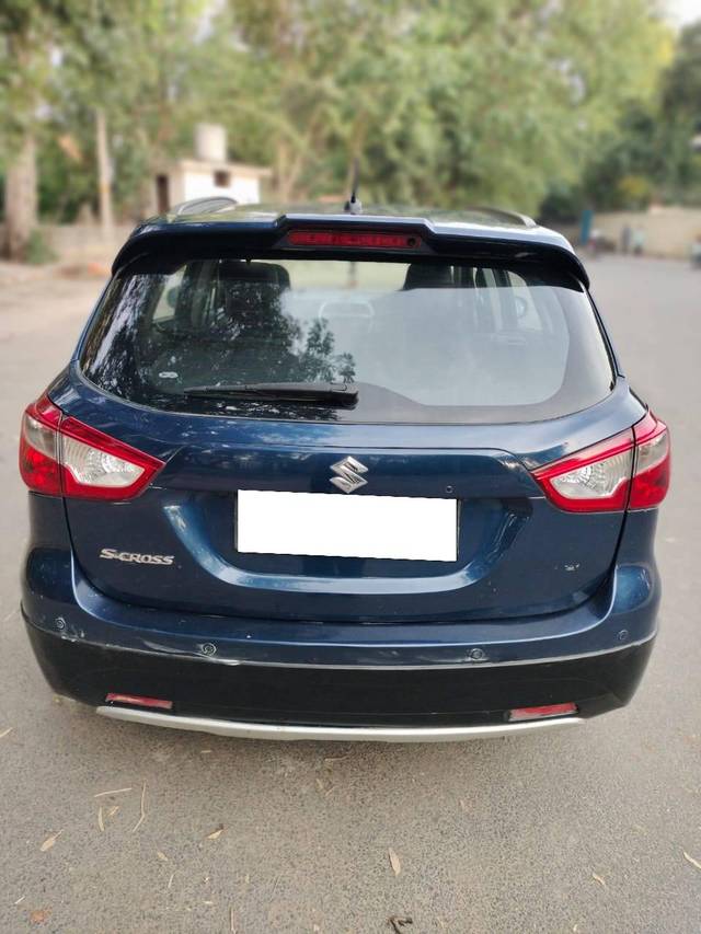 https://images10.gaadi.com/usedcar_image/4528701/original/processed_d118c58538f6e1342f87ecdf370053e9.jpg?imwidth=6402