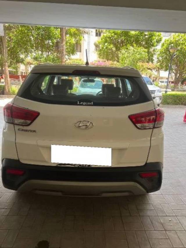 https://images10.gaadi.com/usedcar_image/4528703/original/processed_c66bc7bc-a6c7-44fa-ad87-89a3a5165570.jpeg?imwidth=6402