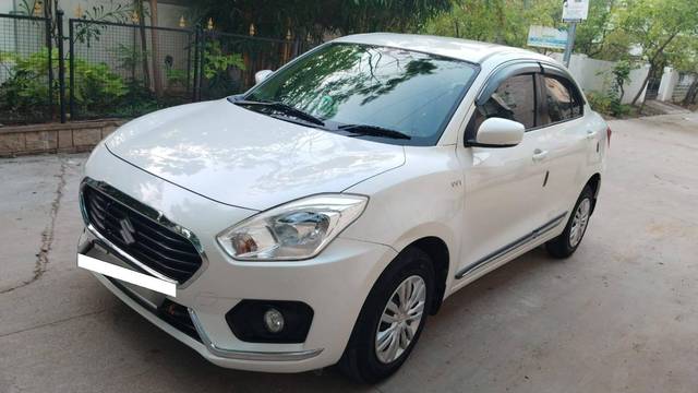 https://images10.gaadi.com/usedcar_image/4528706/original/processed_4e0c162ab65ca57356a20b063dcfec50.jpg?imwidth=6402