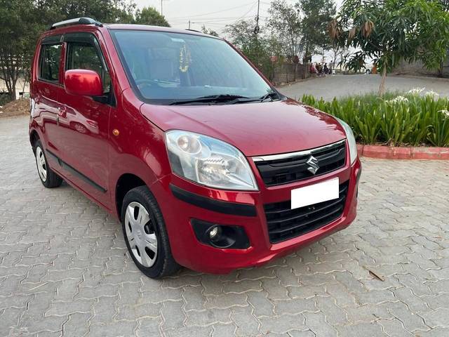 https://images10.gaadi.com/usedcar_image/4528711/original/processed_94f5efa1556582c98a511dc17aca7906.jpg?imwidth=6400