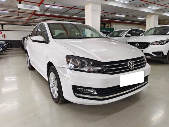 https://images10.gaadi.com/usedcar_image/4528728/original/processed_b61685c8173b3e525591af4a25b32291.jpg?imwidth=6400