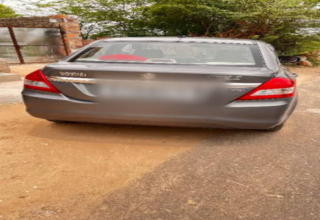 https://images10.gaadi.com/usedcar_image/4528744/original/26cdc606-b18a-44e8-9b75-e974678ccc51.?imwidth=6400