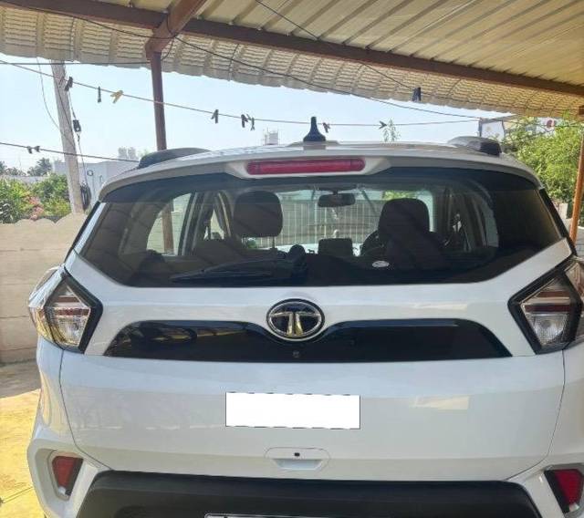 https://images10.gaadi.com/usedcar_image/4528771/original/processed_feb0e524-a1da-4b11-8b4e-0bc3220604c3.jpeg?imwidth=6402