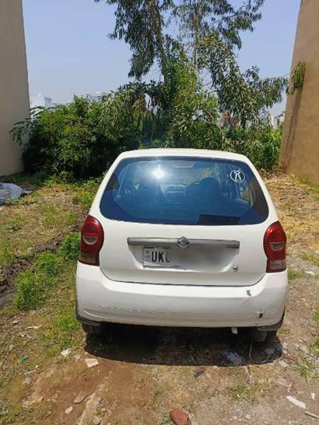 https://images10.gaadi.com/usedcar_image/4528801/original/processed_2bb7c025-1841-4373-88df-54998f318a8a.jpg?imwidth=6401